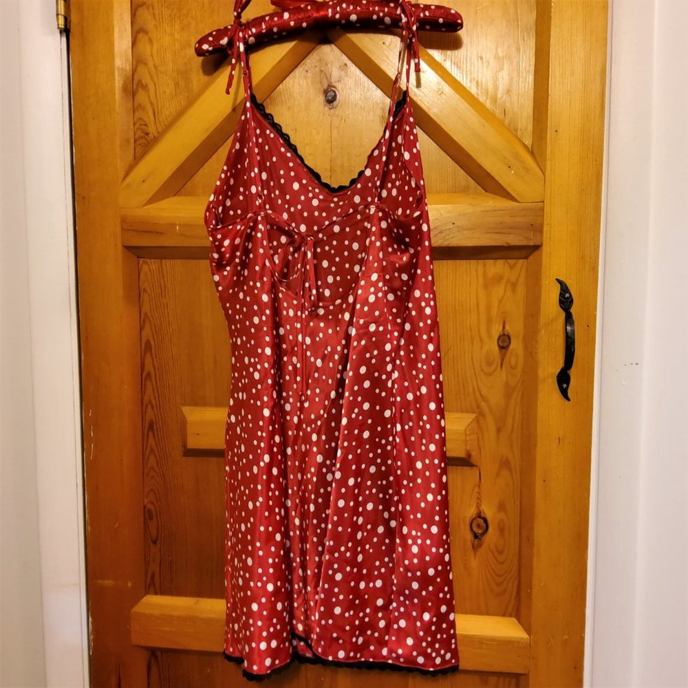 Inner Most Negligee, Robe, Hanger Set - Picture 2 of 8